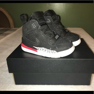 Jordan lebron shoes for child